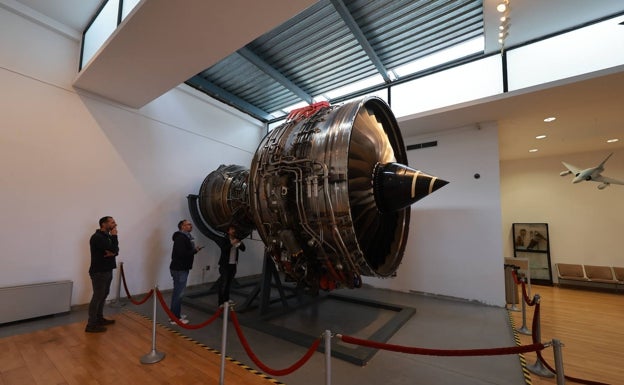 Motor Rolls-Royce de un Airbus A380, la última adquisición del museo malagueño. 