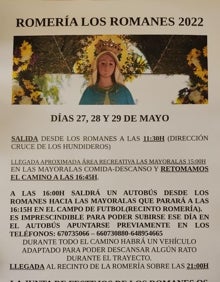 Imagen secundaria 2 - Dos imágenes de ediciones anteriores de la romería desde Los Romanes y el cartel de la de este año con el cambio. 