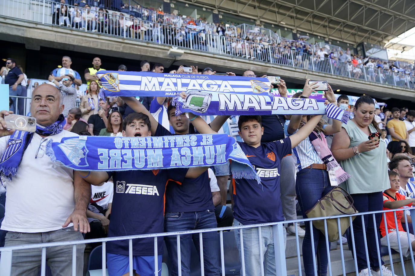 Hubo ambiente de excepción, con 21.834 espectadores en La Rosaleda 