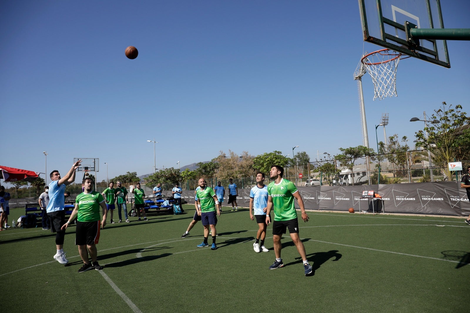 Fotos: Más de 600 trabajadores de once empresas tecnológicas participan en el Málaga Tech Games