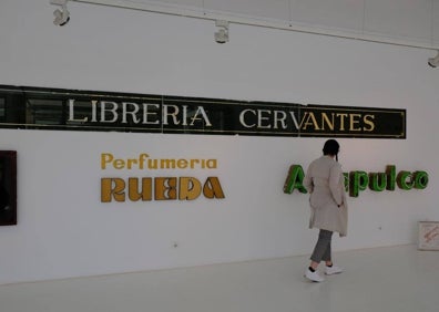 Imagen secundaria 1 - Varios detalles de la exposición 'Gráficas con solera', en la Escuela de Arte San Telmo. 