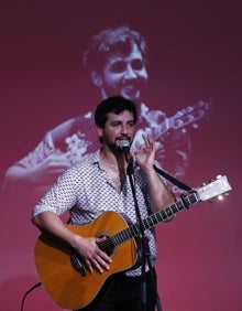 Imagen secundaria 2 - Momentos del Aula de Cultura de ayer, en el Centro Cultural La Malagueta. 