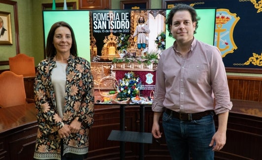 Los ediles Elena Gálvez y Francisco Arce, en la presentación de la programación. 