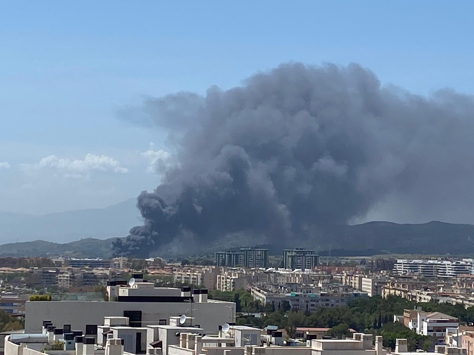 La imagen ha desatado la alerta entre los malagueños, que han realizado multitud de llamadas a los servicios de emergencias.