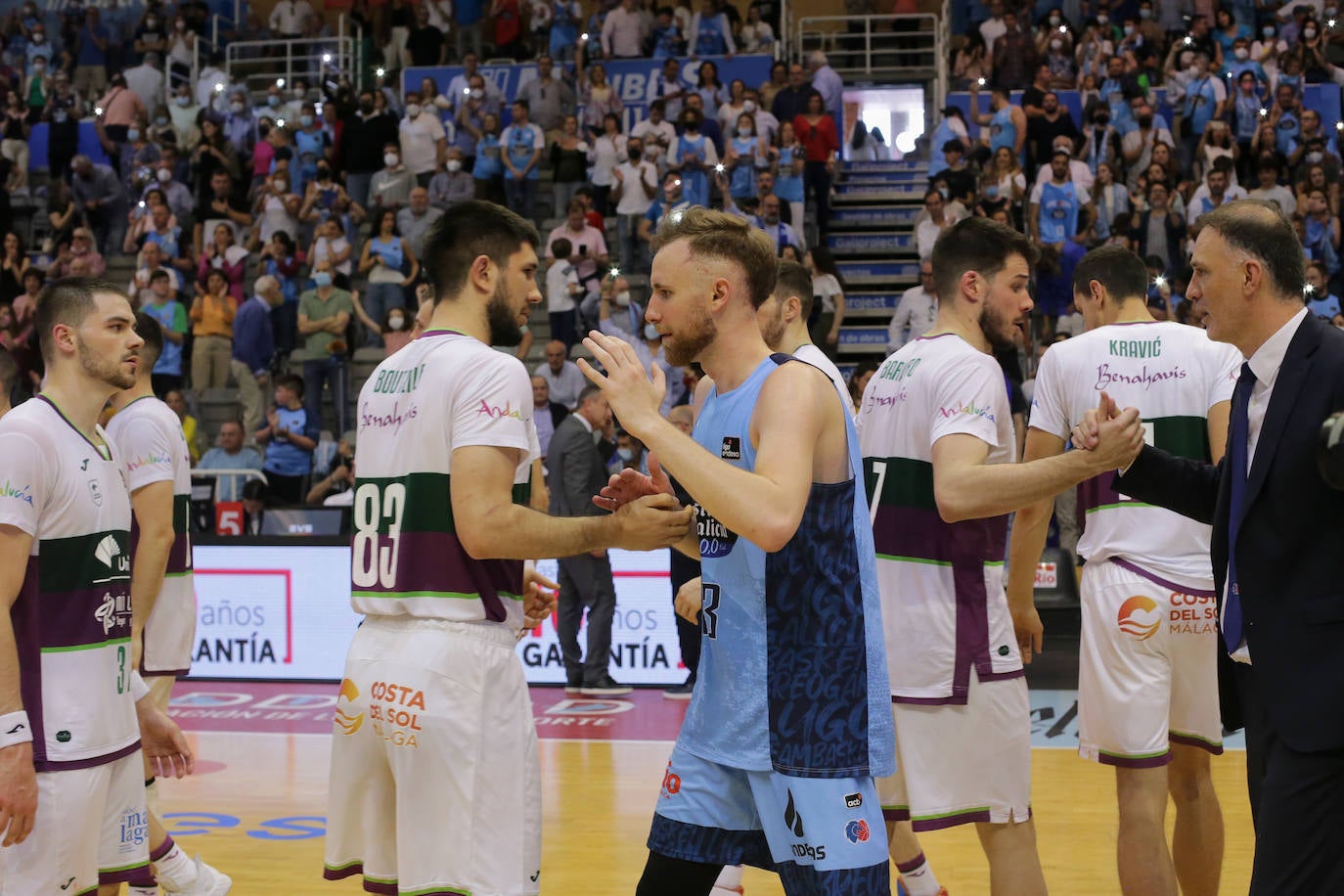 El Unicaja empezó muy mal el partido y ya fue a remolque ante el Breogán 