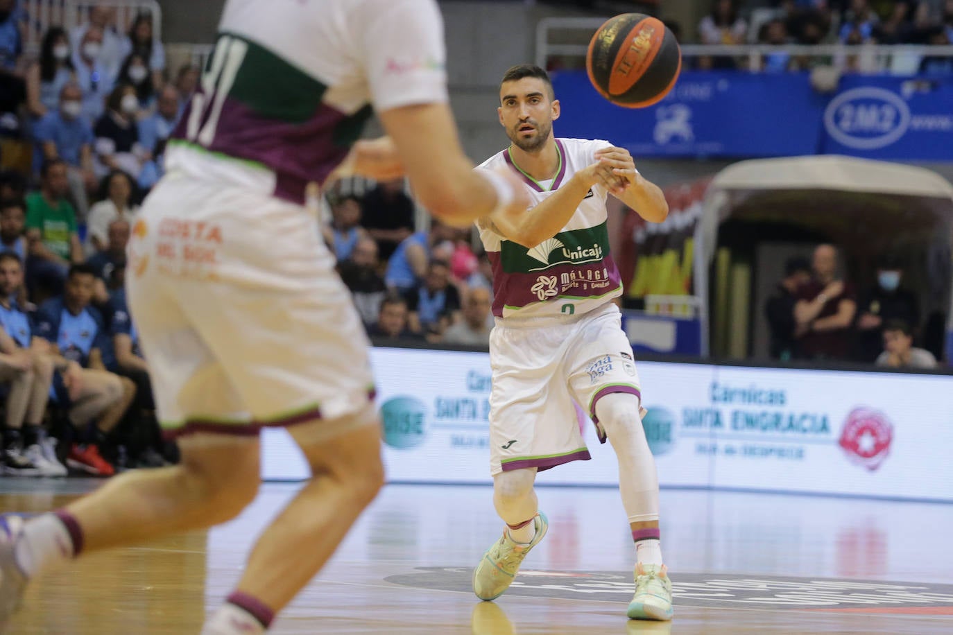 El Unicaja empezó muy mal el partido y ya fue a remolque ante el Breogán 