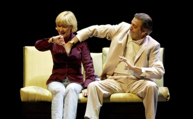 Amparo Larrañaga y Chete Lera, en la inauguración del Festival de Teatro de Málaga de 2002. 