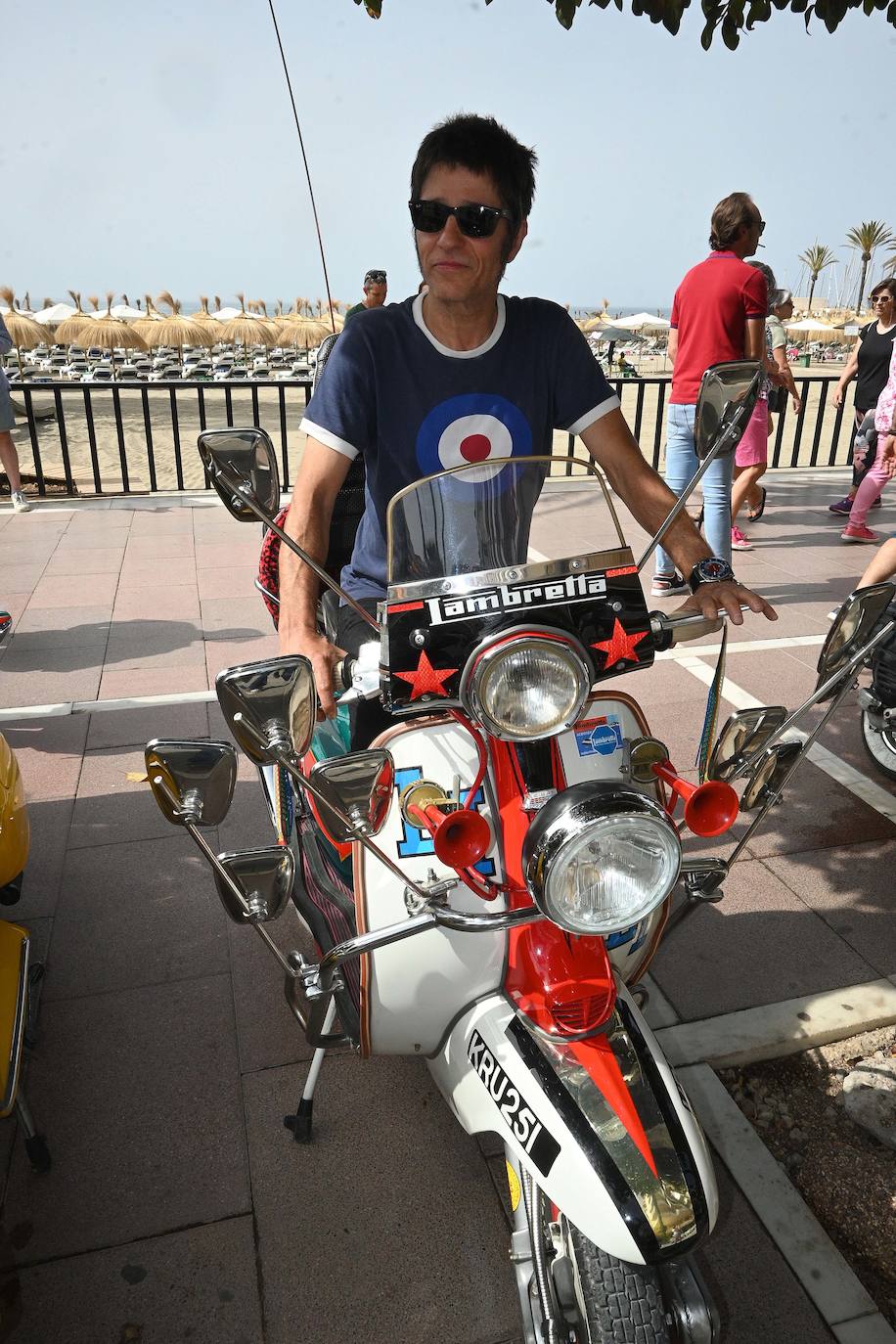 Las motos clásicas recorren Marbella. 