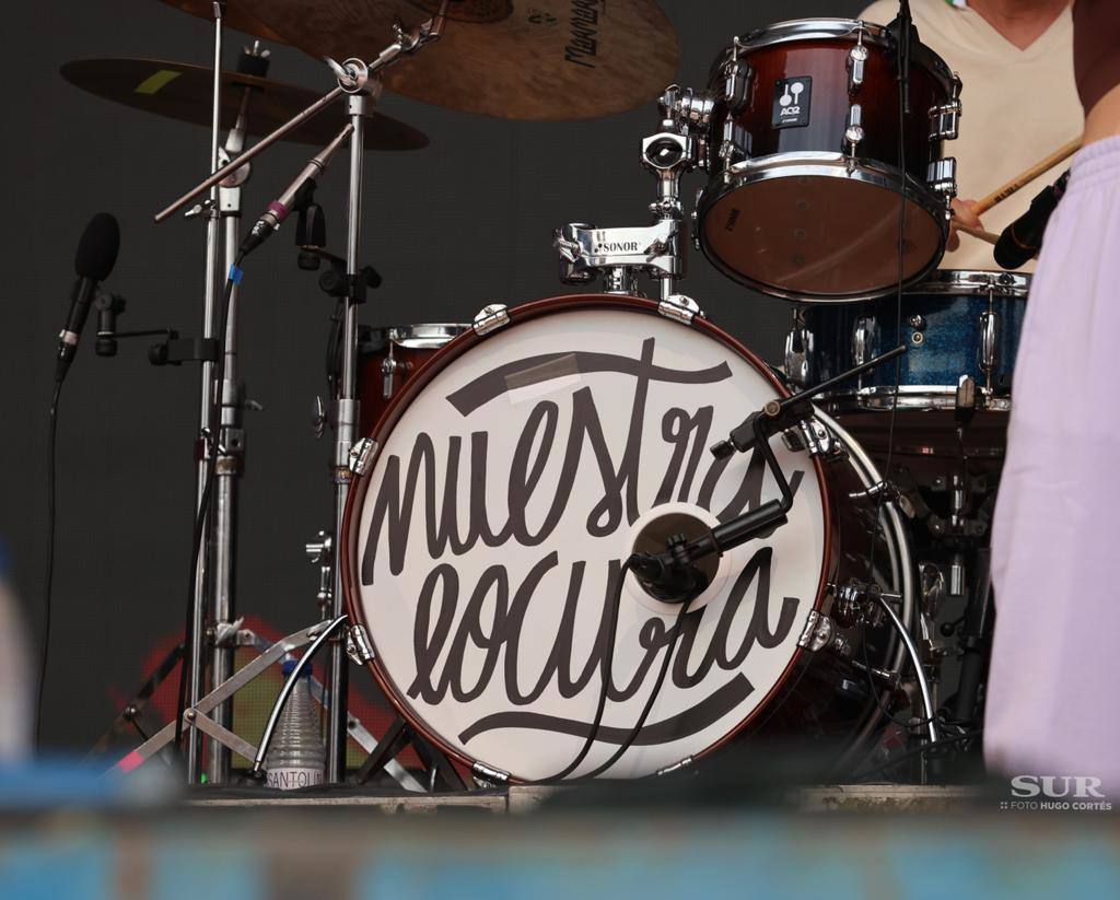 Ginebras y Nil Moliner, durante su actuación del sábado