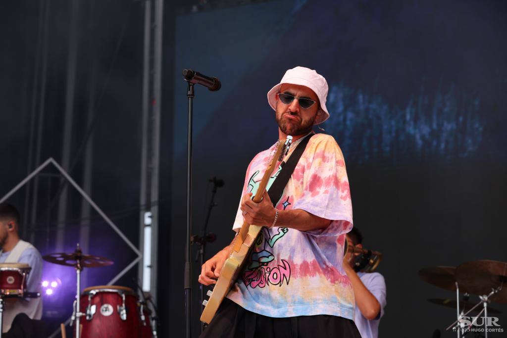 Ginebras y Nil Moliner, durante su actuación del sábado