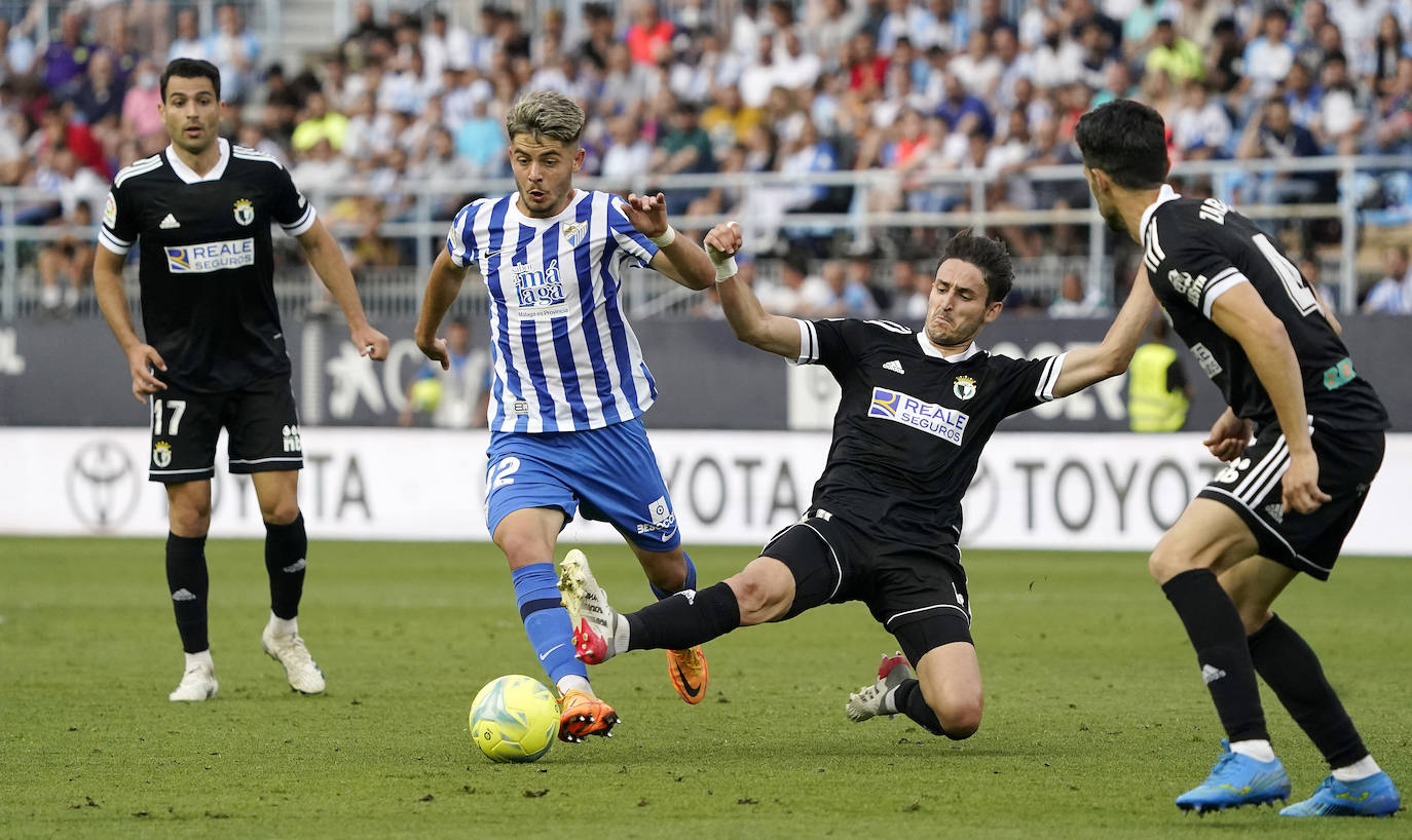 El Málaga pierde con el Burgos en La Rosaleda 