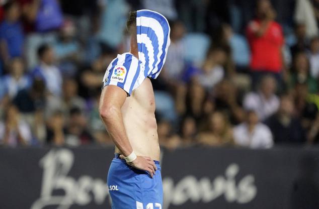 El Málaga pierde con el Burgos en La Rosaleda 