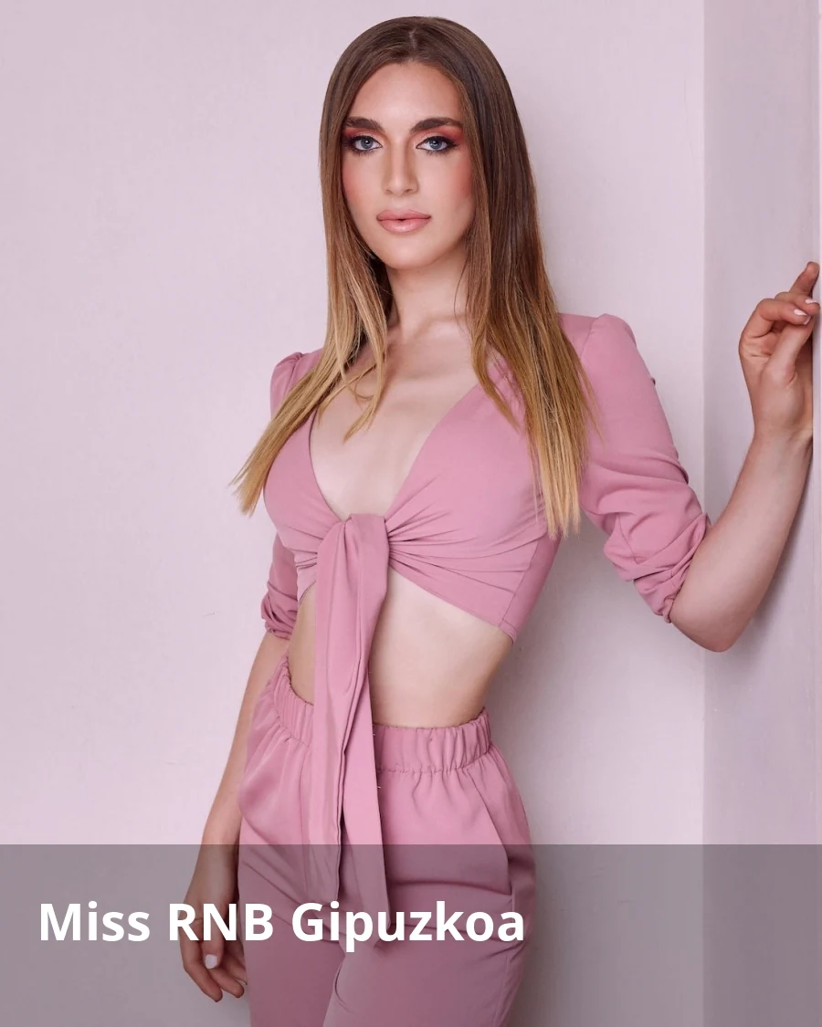 Un total de 52 participantes se disputan la corona de Miss RNB España 2022 en la gala final que se celebra el sábado 28 de mayo en el Teatro Villa de Torrox.