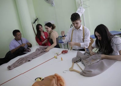 Imagen secundaria 1 - La Escuela de San Telmo: oficios con mucho arte