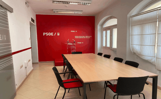Los grupos municipales acabarán seguramente traslandándose a la planta baja. 
