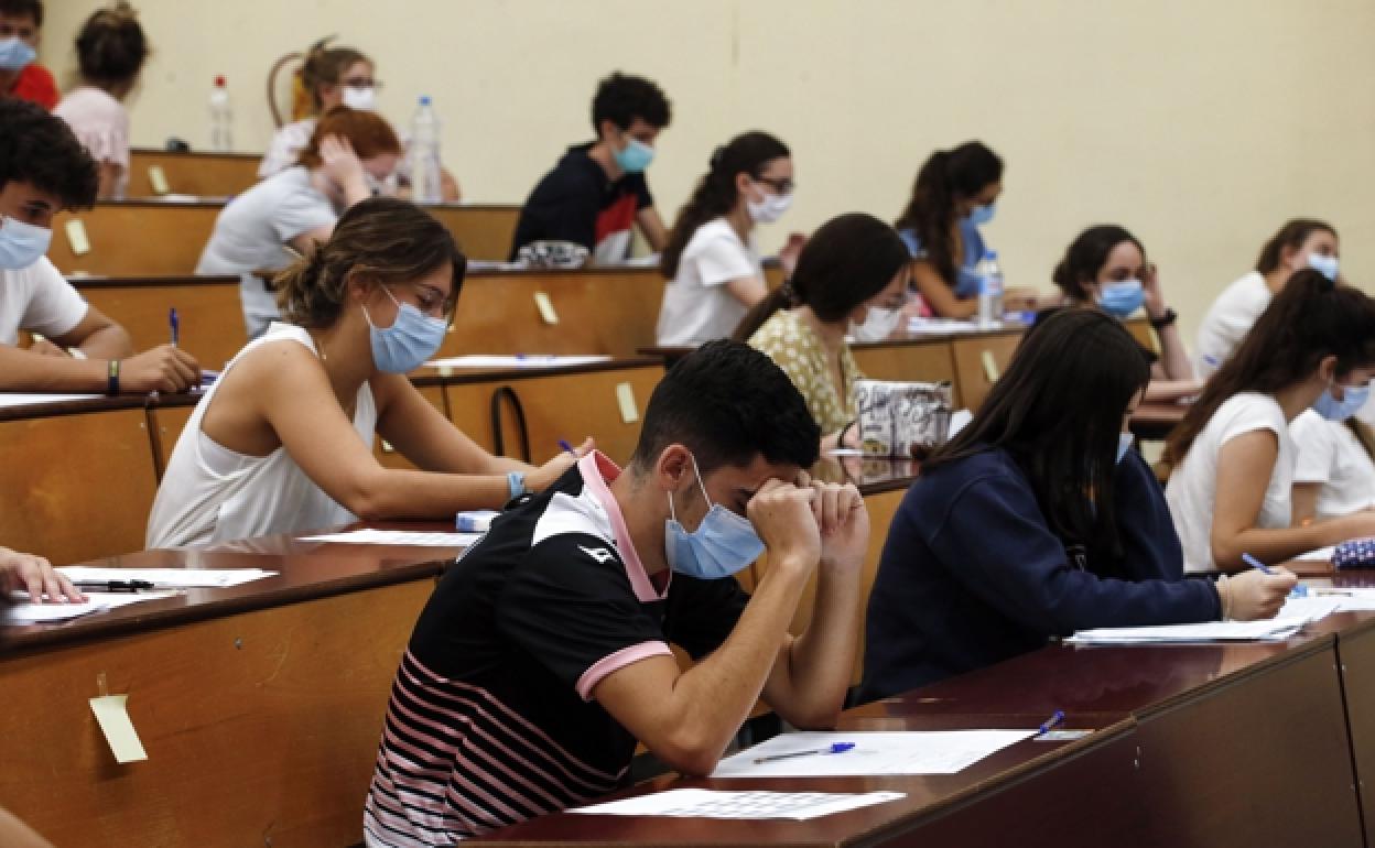 Examen de selectividad del año pasado. 