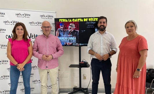 Acto de presentación de los festejos de Caleta de Vélez. 