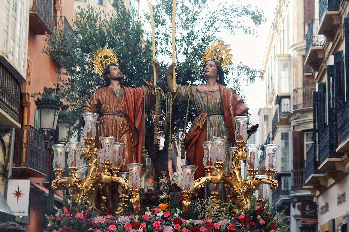 Procesión de los Santos Patronos por el Centro de Málaga. 