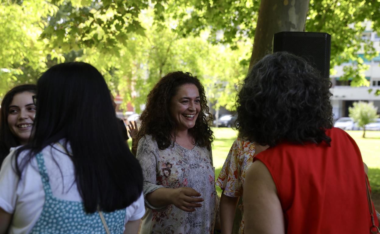 Nieto, antes de iniciar el encuentro con mujeres.