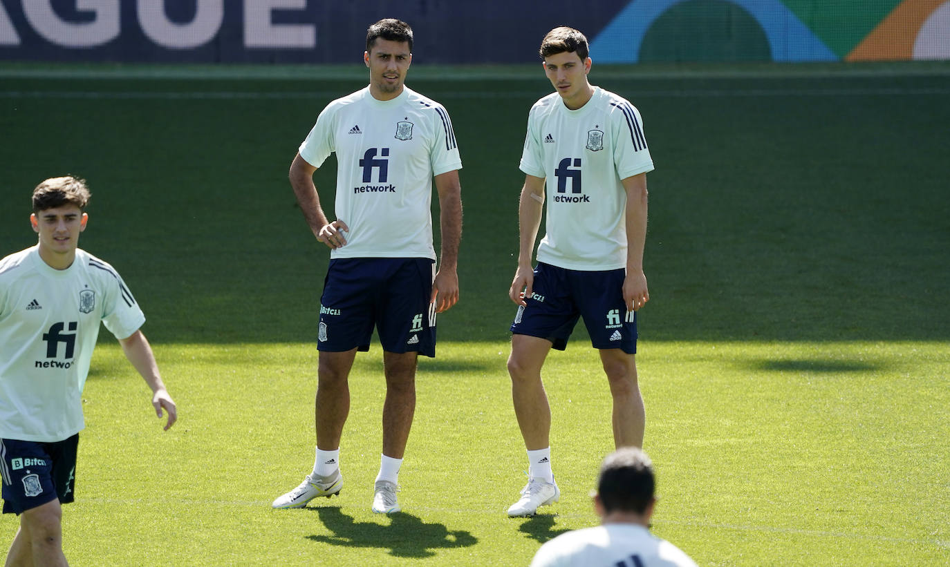 Fotos: El entrenamiento de la selección española en La Rosaleda en imágenes