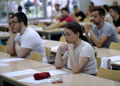 Imagen secundaria 1 - Maestros a examen en Málaga: «Hoy es uno de los días más importantes de nuestra vida»