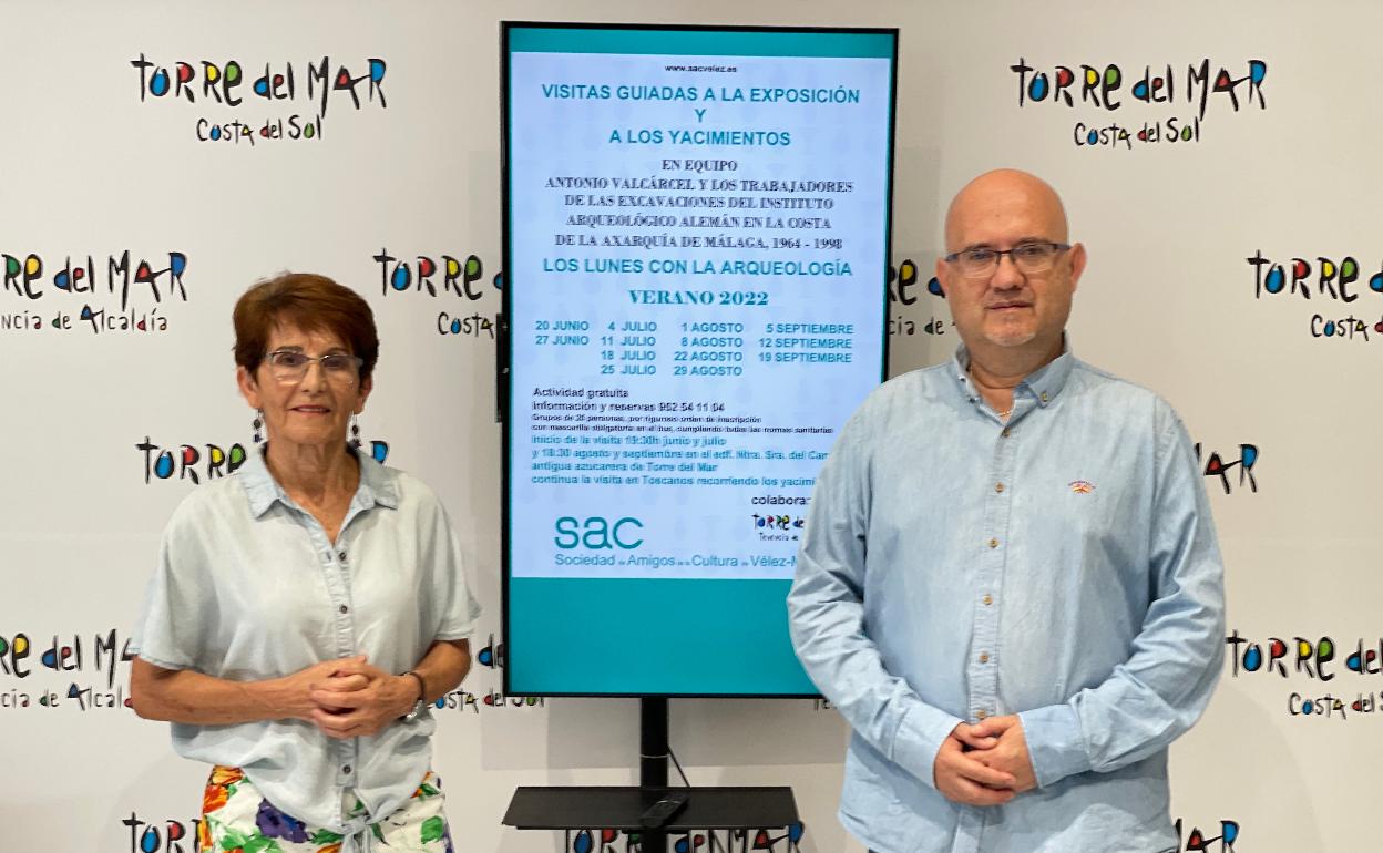 Presentación de las visitas guiadas en la Tenencia de Alcaldía de Torre del Mar. 