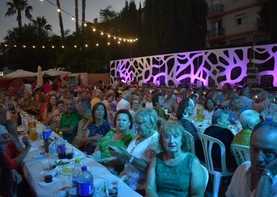 Imagen secundaria 1 - Momentos del primer día de feria.