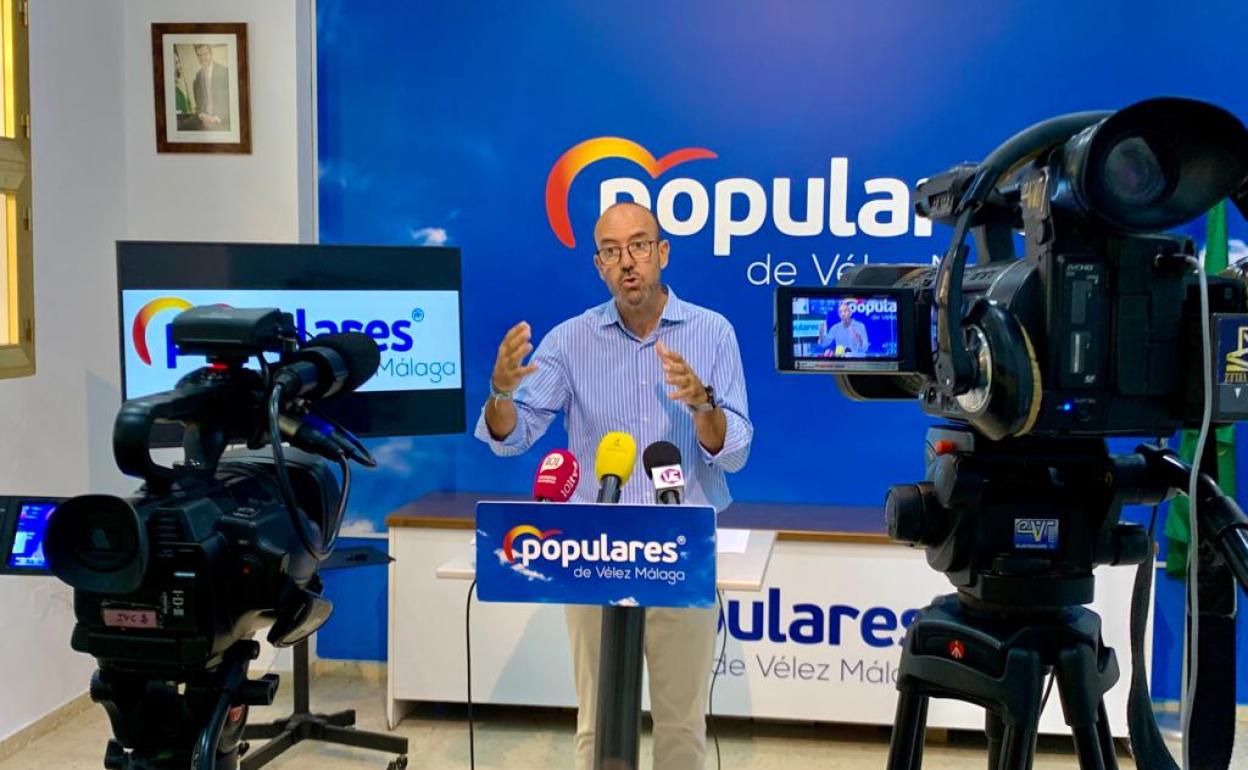 Polémica por la estabilización de 500 trabajadores de la empresa municipal de Vélez-Málaga