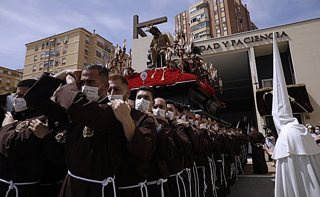 Última salida procesional del Cristo tallado por Ramos Corona. 