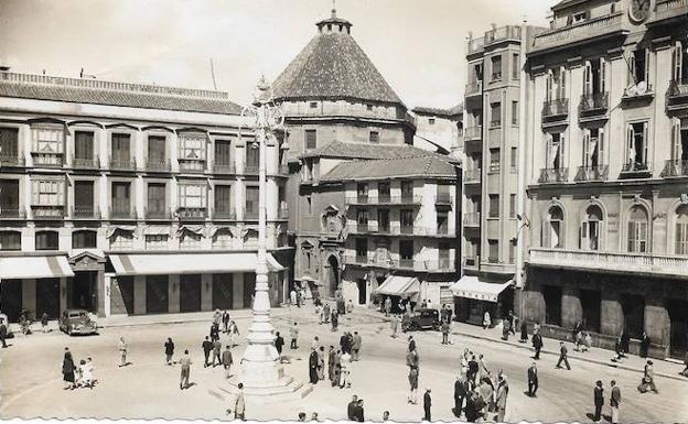 Farmacia Utrera en los años cincuenta. Archivo de Emilio Utrera.