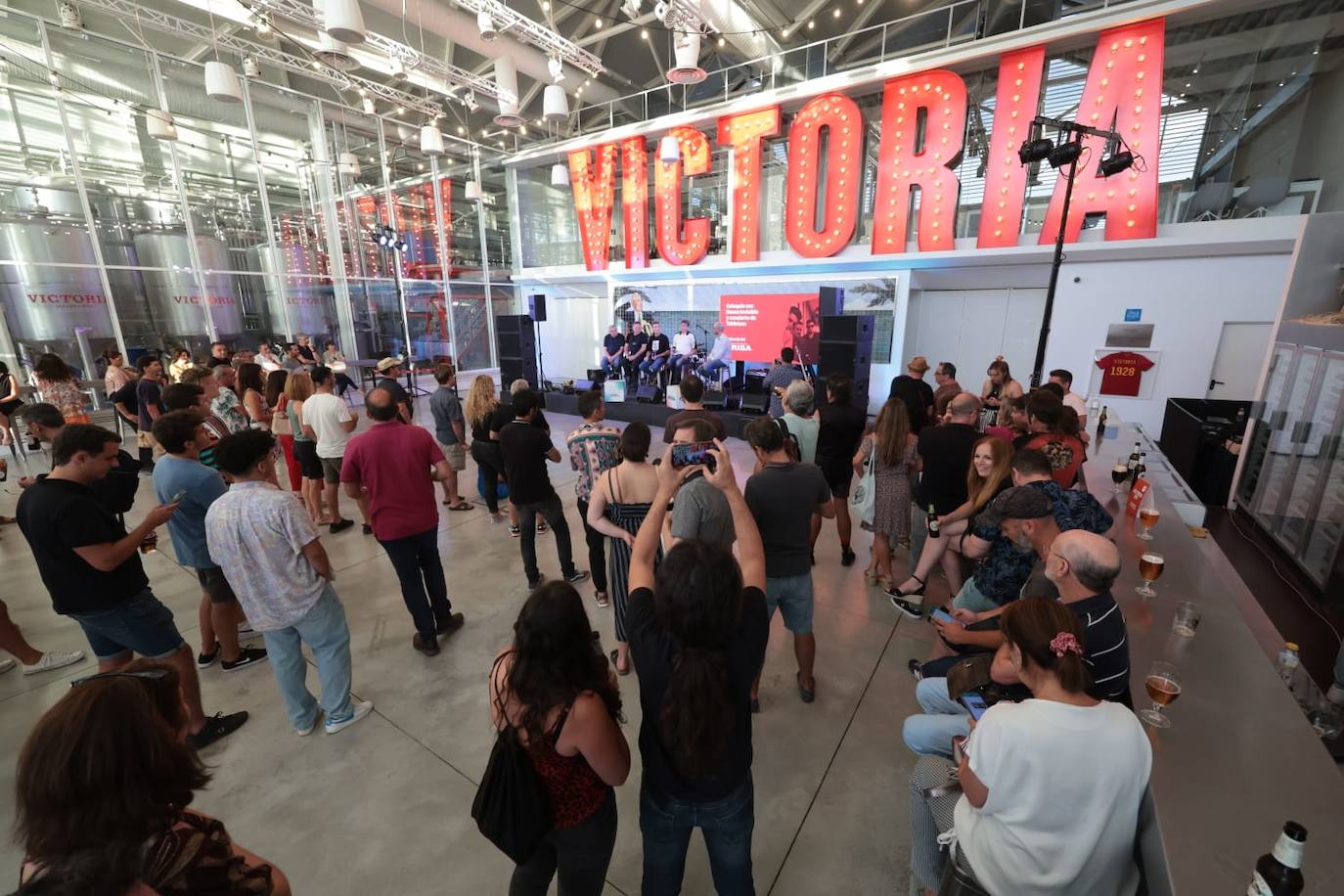 Danza Invisible y Tabletom, en el Aula de Cultura de SUR. 