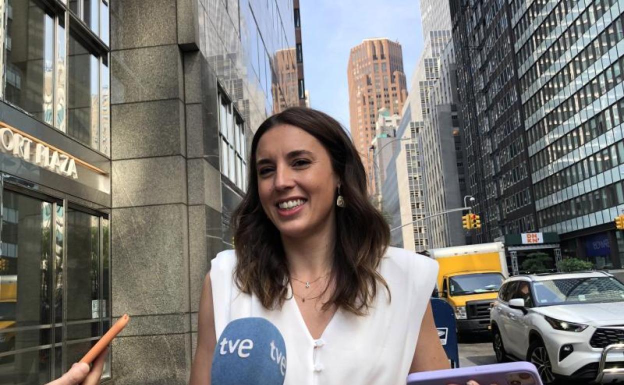 La ministra española de Igualdad, Irene Montero, en Nueva York.