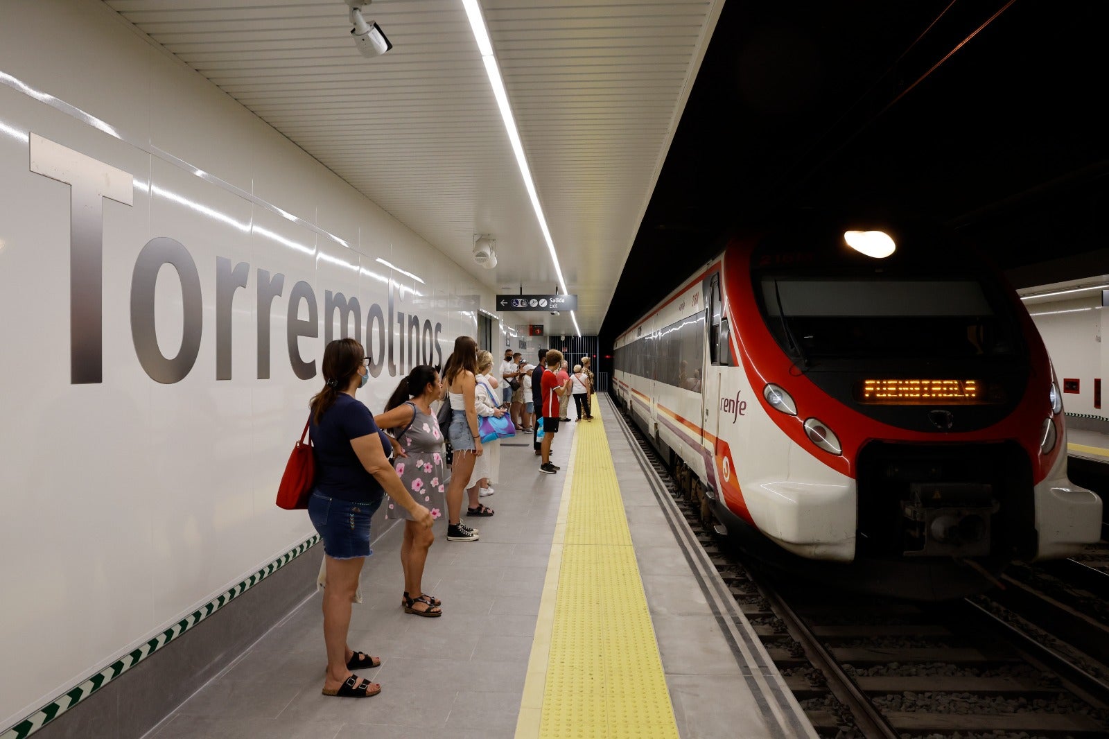 Renfe ha reformado la estación de Cercanías ubicada en el centro de Torremolinos. 