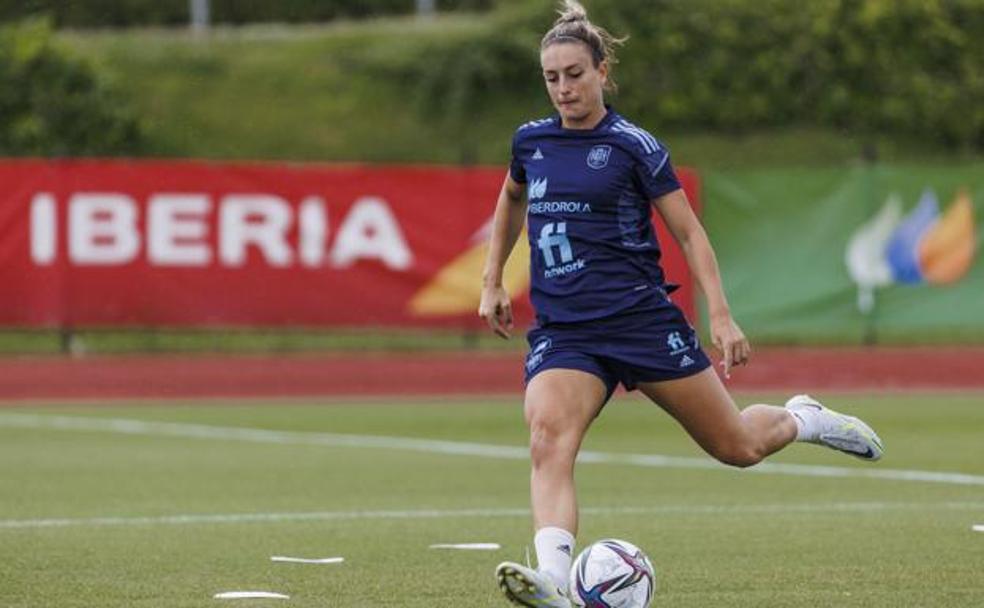 Alexia Putellas: El especialista Vicente de la Varga analiza la rotura del cruzado anterior