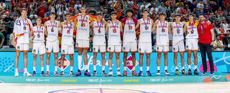 Fotos: El Carpena vibra con España en la final del Mundial sub-17