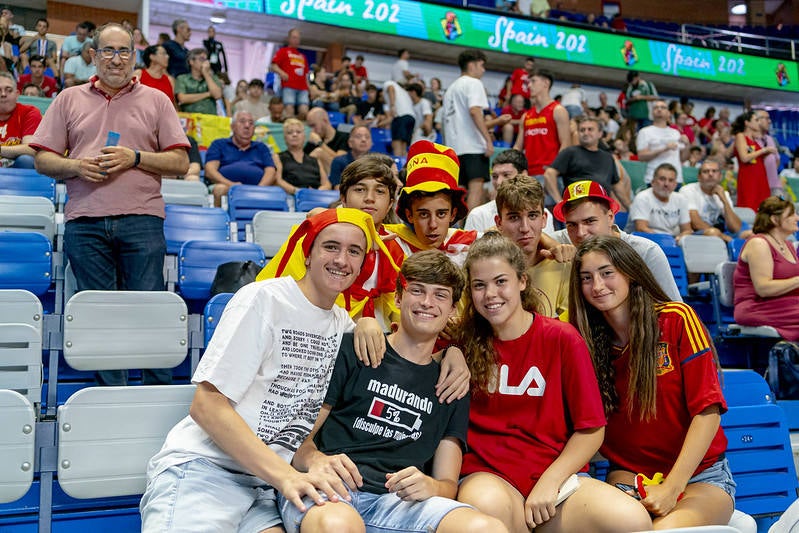 Fotos: El Carpena vibra con España en la final del Mundial sub-17