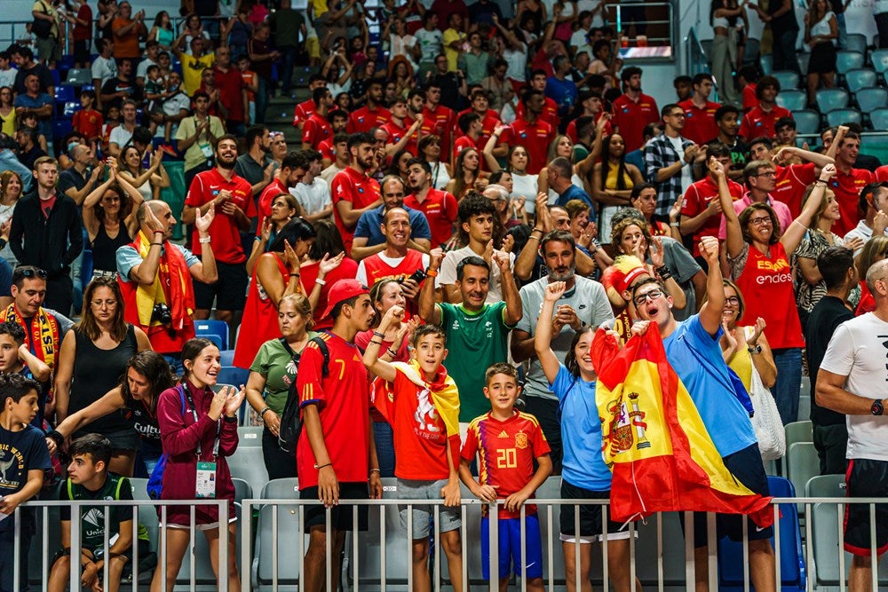 Fotos: El Carpena vibra con la selección sub-17