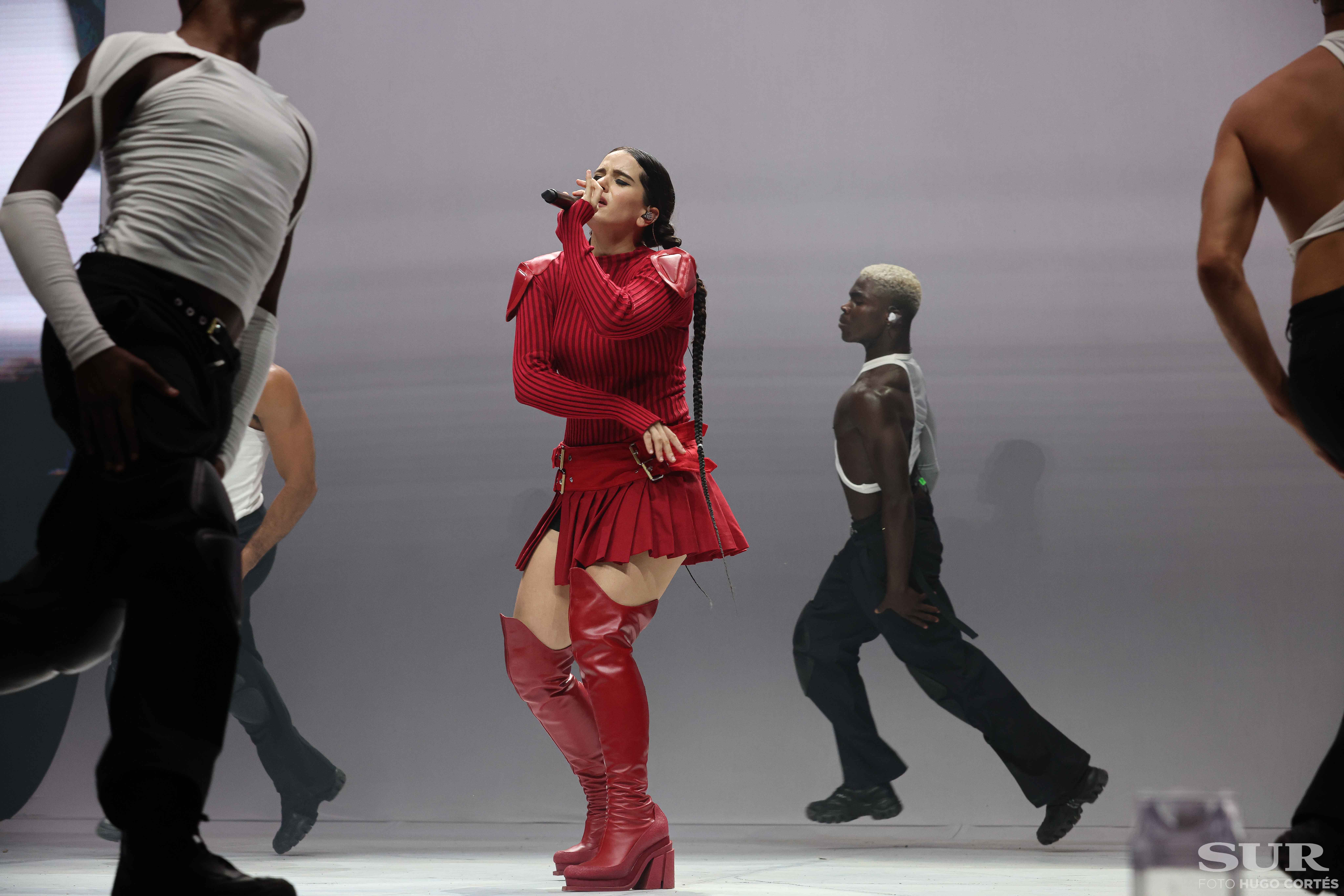 Rosalía ha actuado en Fuengirola. 