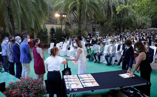 Directo | 153 estudiantes de Málaga reciben los Premios de Educación por los mejores expedientes de ESO y Bachillerato