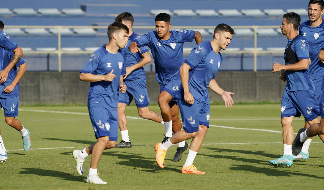 Fotos: Las fotos del entrenamiento del Málaga con Esteban Burgos, Álex Gallar, Ramalho y Rubén Yáñez