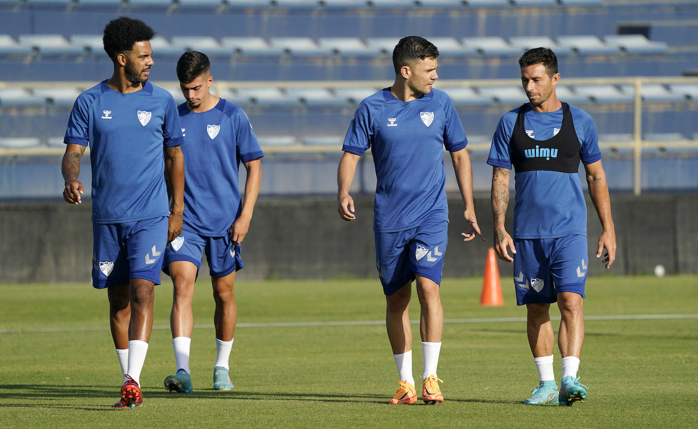 Fotos: Las fotos del entrenamiento del Málaga con Esteban Burgos, Álex Gallar, Ramalho y Rubén Yáñez