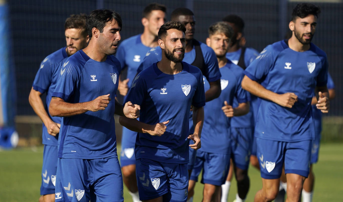 Fotos: Las fotos del entrenamiento del Málaga con Esteban Burgos, Álex Gallar, Ramalho y Rubén Yáñez