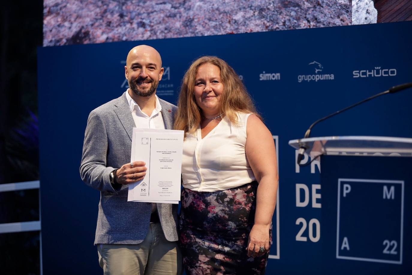 El nuevo pabellón de gobierno de la Universidad gana el primer premio. La nueva sede de Cruz Roja y la Facultad de Psicología y Logopedia, también distinguidos. 