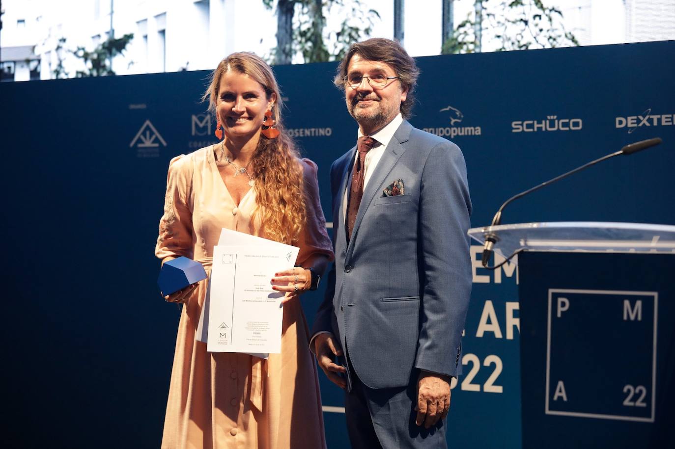 El nuevo pabellón de gobierno de la Universidad gana el primer premio. La nueva sede de Cruz Roja y la Facultad de Psicología y Logopedia, también distinguidos. 