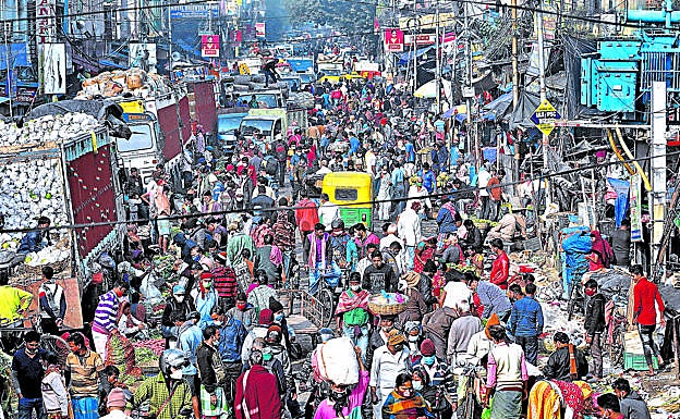 Calcuta. Mercado en la ciudad india, que tiene 15 millones de habitantes, gran parte de ellos sin censar. 