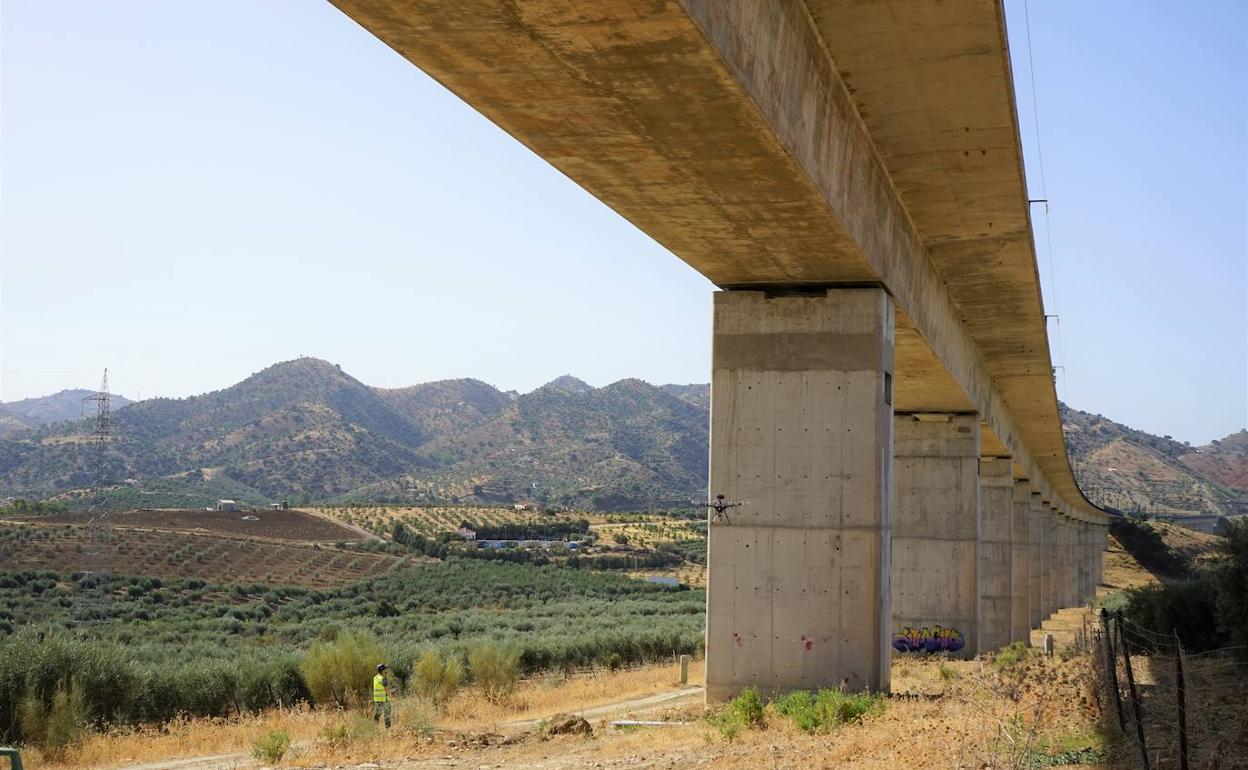 Pruebas del proyecto Piloting en las líneas de alta velocidad a su paso por Álora.