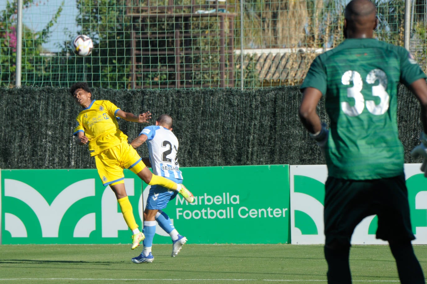 El Málaga acusó el calor y la ausencia de cambios ante el equipo árabe 