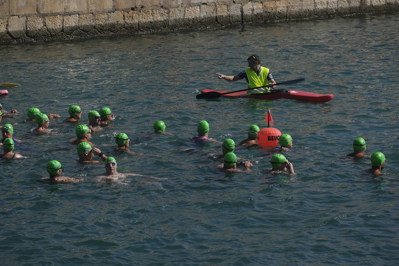Más de medio millar de nadadores participaron en la prueba 