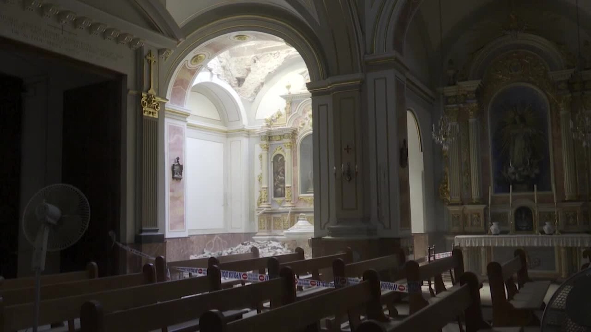 Cierran al culto la iglesia de Sollana (Valencia) tras el derrumbe de la bóveda