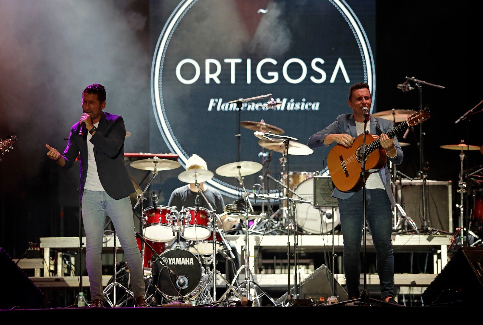 Actuación de los Hermanos Ortigosa en la primera noche de conciertos en el Real.